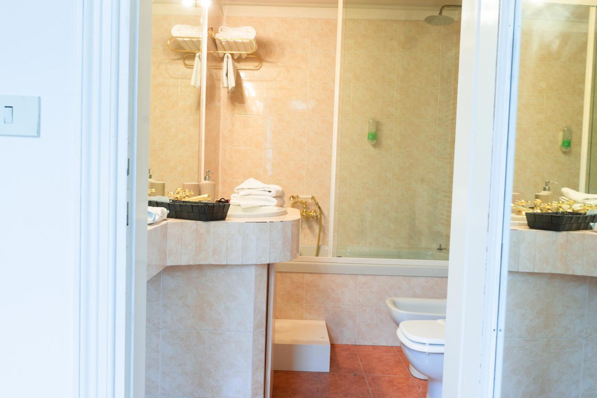 Citystay I Indipendenza Grand Apartment Bologna Exterior foto